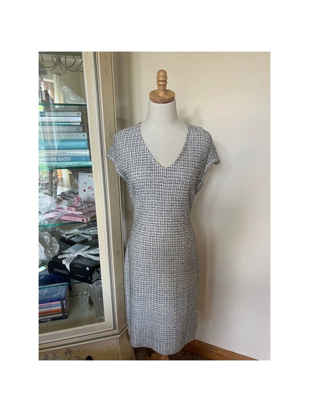 Women's St. John Collection Dress Size 8 Cream Blue Tweed